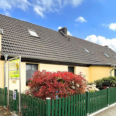 1 Bedroom Nice In Ueckermuende Seebad Apartament Neuendorf (Ueckermunde)